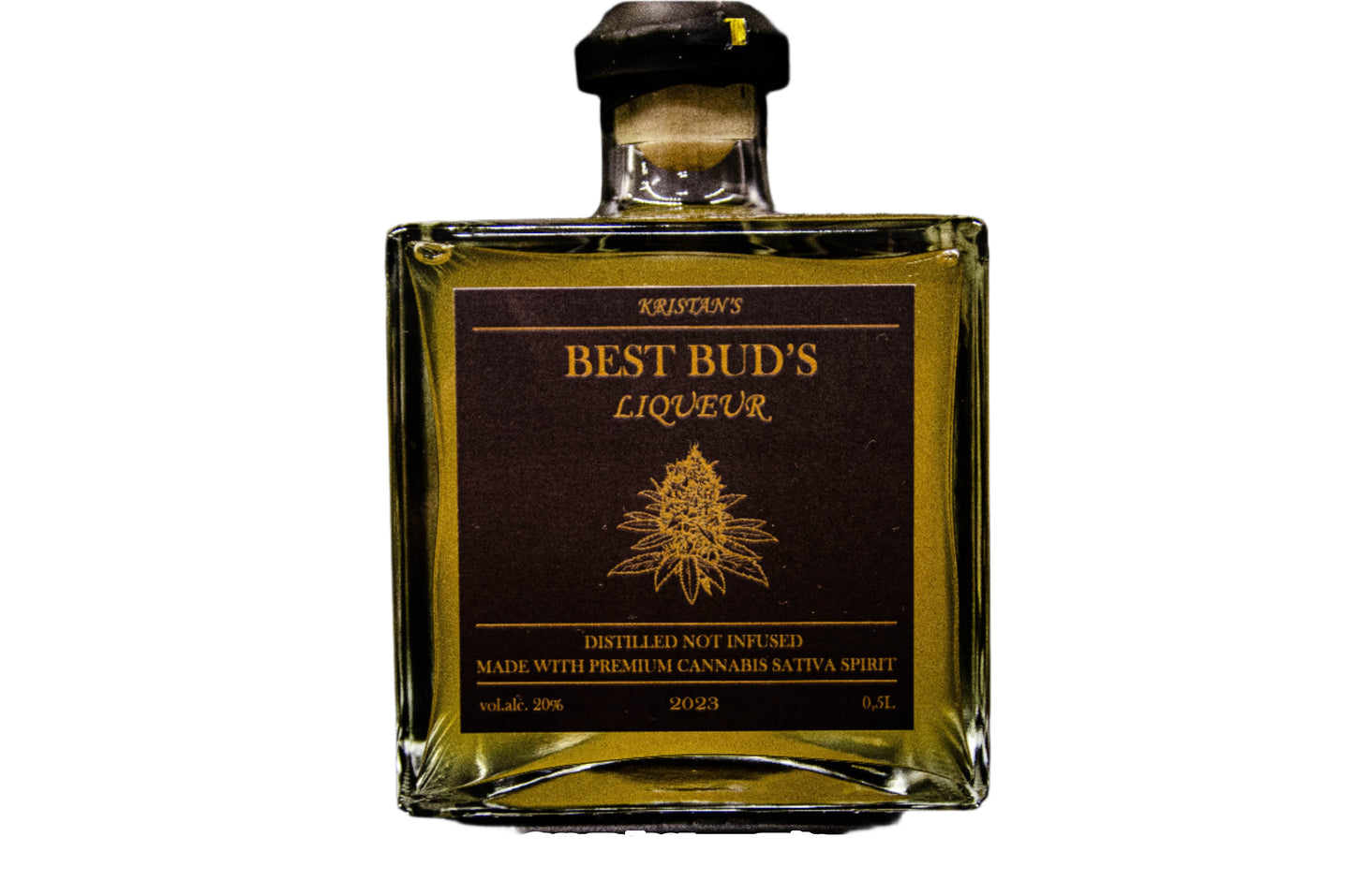 botlle of liqueur on white background 0,5L